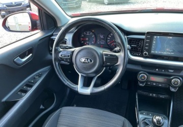 Kia Stonic I Crossover 1.2 DOHC 84KM 2017 Kia Stonic nawigacja, kamera 1.2 Benzyna 84KM, zdjęcie 12