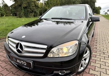 Mercedes Klasa C W204 Limuzyna 1.8 180 K 156KM 2010 Mercedes-Benz Klasa C Parktronik przod tyl Podgrzewane fotele pol-skora el, zdjęcie 1