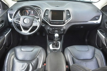 Jeep Cherokee V Terenowy 2.0 MJD 140KM 2018 Jeep Cherokee 2.0 MJet skóra biksenon nawi kamera, zdjęcie 17