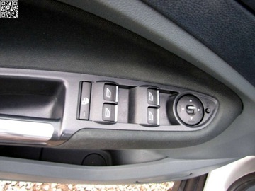 Ford C-MAX II Minivan 1.6 TDCi 115KM 2011 Ford C-MAX Ford C - Max 7-osobowy 1.6 Diesel 116KM, zdjęcie 17