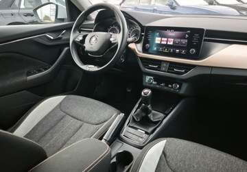 Skoda Kamiq Crossover 1.0 TSI 110KM 2021 Skoda Kamiq Style Pakiet Comfort, ACC, Kamera, LED, Podgrzewane fotele, S, zdjęcie 15