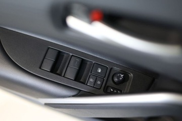 Toyota Corolla Cross 2.0 Hybrid Dynamic Force 197KM 2023 Toyota Corolla Cross Cross 2.0 Hybrid Style 2.0 Hybryda 197KM, zdjęcie 27