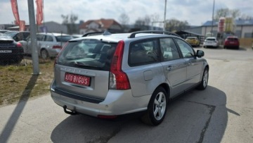 Volvo V50 1.6 DRIVe 109KM 2010 Volvo V50 xsenon zarejestrowane climatronic nowy, zdjęcie 6