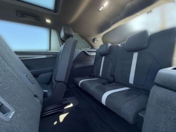 Skoda Kodiaq I SUV Facelifting 2.0 TDI SCR 150KM 2024 Skoda Kodiaq Sportline 7 osobowy Top LED Matrix Pamiec foteli Masaze Faktu, zdjęcie 32