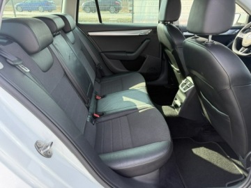 Skoda Octavia III Kombi 2.0 TDI 150KM 2016 Škoda Octavia Skoda Octavia 2.0TDi 150KM 2015r, zdjęcie 14