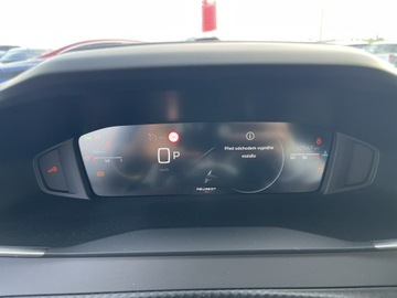 Peugeot 2008 II SUV Facelifting 1.2 PureTech 130KM 2024 Peugeot 2008 Automat podgrzewanie skóra Virtual, zdjęcie 6
