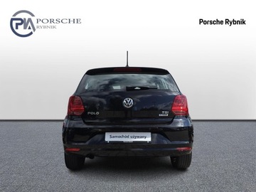 Volkswagen Polo V Hatchback 3d Facelifting 1.2 TSI BlueMotion Technology 90KM 2016 Volkswagen Polo 1.2 TSI 90KM Comfortline klima nav, zdjęcie 3