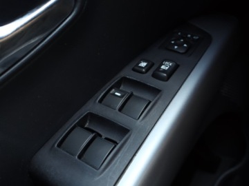 Mitsubishi Outlander II 2.0 MIVEC 147KM 2011 Mitsubishi Outlander 2.0, Salon Polska, zdjęcie 15