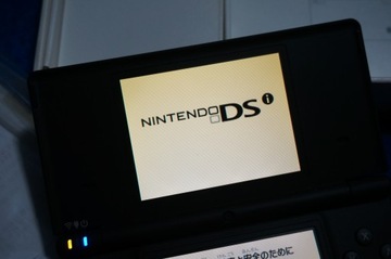 NINTENDO DSi TWL-001 ЧЕРНЫЙ Заводская комплектация (2)
