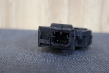 MERCEDES W169 W245 W164 FACELIFT MOTOREK REGULACE KLAP RADIÁTORU 929888G