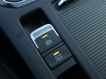 Volkswagen Passat B8 Variant Facelifting 2.0 TDI SCR 150KM 2022 VW Passat 2.0 TDI, Salon Polska, 1. Właściciel, zdjęcie 15