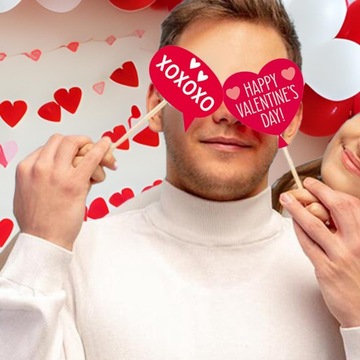 Rekwizyty do fotobudki na Walentynki Rekwizyty do fotobudki ślubnej w stylu B
