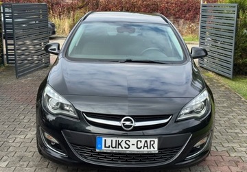Opel Astra J Sports Tourer Facelifting 1.4 Turbo ECOTEC 140KM 2013 Opel Astra 1,4 TURBO 140KM Climatronic Xenon LED Navi Bezwypadkowy Serwis, zdjęcie 7