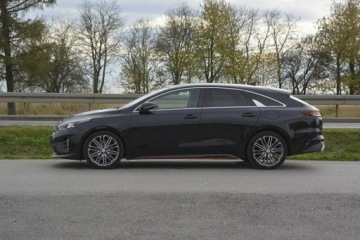 Kia Proceed Shooting Brake 1.6 T-GDI 204KM 2019 Kia Pro Cee'd 1.6 Turbo GT panorama FULL LED, zdjęcie 3