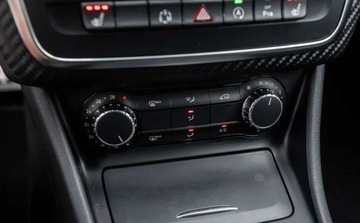 Mercedes Klasa A W176 Hatchback 5d Facelifting 250 211KM 2015 Mercedes-Benz Klasa A SPORT-Pakiet 2.0B 211Ps Skora Bixenon Navi Ledy Kame, zdjęcie 30