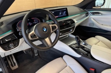 BMW Seria 5 G30-G31 Limuzyna 520d 190KM 2019 BMW Seria 5 Xdrive salon Polska ASO R-CARS Warszawa 2.0 Diesel 190KM, zdjęcie 14