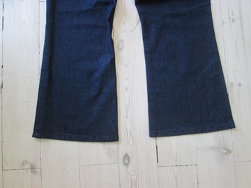 SPODNIE JEANSY M&Co 28/56