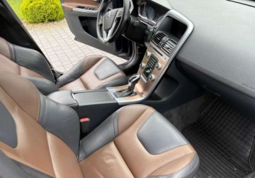 Volvo XC60 I SUV Facelifting 2.0 D4 DRIVE-E 181KM 2014 Volvo XC 60 2.0D4 181PK Automat Skory Xenon Panorama Serwis Zadbane POLECAM, zdjęcie 33