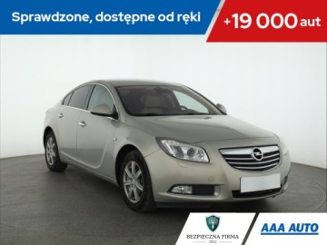 Opel Insignia I Sedan 1.8 Twinport ECOTEC 140KM 2009 Opel Insignia 1.8, Navi, Xenon, Klima
