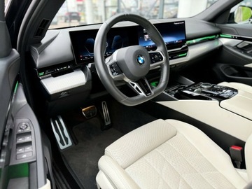 BMW Seria 5 G90-91 Touring 2.0 520d 197KM 2024 BMW 520 BMW 520 BMW 520d xDrive, Salon PL, Bezwypa, zdjęcie 17