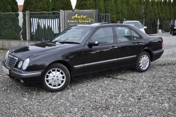 Mercedes Klasa E W210 Sedan 2.0 136KM 2001 Mercedes w 210 elegance automat skóra 2,0 pb, zdjęcie 33