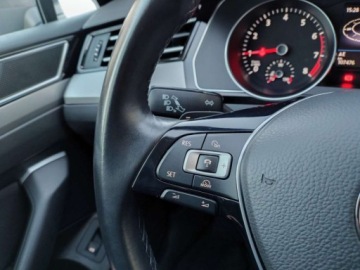 Volkswagen Passat B8 Variant 1.8 TSI BlueMotion Technology 180KM 2018 Volkswagen Passat Variant Salon PolskaFaktura VATmaly przebiegZadbanyFull, zdjęcie 13