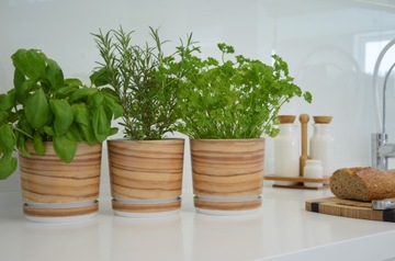 Черная металлическая ПОДСТАВКА для цветочного горшка 18 см.