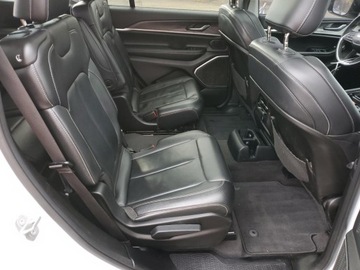 Jeep Grand Cherokee IV 2022 Jeep Grand Cherokee L Limited 2022 3.6l 3.6 Benzyna 293KM, zdjęcie 11