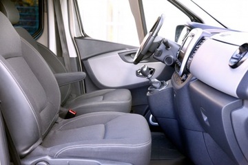 Renault Trafic III Furgon 1.6 Energy dCi 145KM 2015 Renault Trafic 1.6dCi SPACECLASS/Klima/Navi/Park, zdjęcie 11