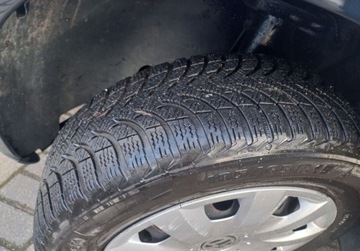 Volkswagen Touran I 1.6 102KM 2009 Volkswagen Touran 1,6 MPI 102kM Klimatronik,Tempomat,7 miejsc 1.6 Benzyna, zdjęcie 24