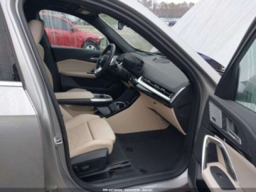 BMW X1 U11 2023 BMW X1 XDrive28I 2023 2.0 Benzyna 241KM, zdjęcie 9