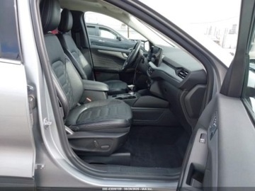 Ford Escape III 2023 Ford Escape 2023 FORD ESCAPE PHEV 2.5 Hybryda Plug-in 163KM, zdjęcie 13