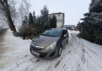 Opel Adam Hatchback 1.4 87KM 2013 Opel Adam Opel Adam 1.4 Black Link 1.4 Benzyna 87KM