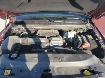  RAM 1500 2023r., Laramie, od ubezpieczalni 5.7 Benzyna 395KM, zdjęcie 11