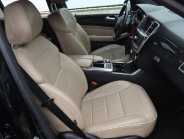 Mercedes Klasa M W166 Off-roader 350 BlueTEC 4MATIC 258KM 2011 Mercedes ML ML 350 BlueTEC, Salon Polska, zdjęcie 8