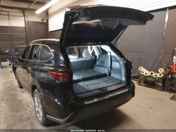 Toyota Highlander III 2022 Toyota Highlander Limited 2022 3.5l 3.5 Benzyna 295KM, zdjęcie 3
