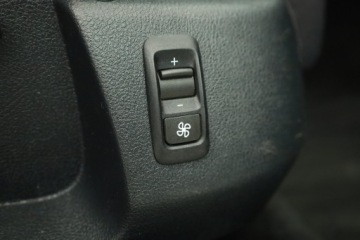 Volkswagen Passat B7 Variant 2.0 TDI CR DPF BlueMotion 140KM 2011 VW Passat 2.0 TDI, Navi, Klima, Klimatronic, zdjęcie 10