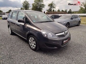 Opel Zafira B 1.8 Ecotec 120KM 2014 Opel Zafira 1.8 Benzyna 120KM 7 osob Klimatyzacja Serwis 1.8 Benzyna 120KM, zdjęcie 3