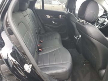 Mercedes GLC C253 2017 Mercedes-Benz GLC Coupe 300 4Matic 2017 2.0l 2.0 Benzyna 241KM, zdjęcie 1