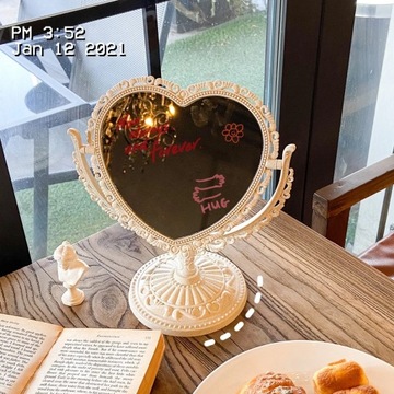 Handheld Makeup Mirror Art Frame Decor Heart Macra