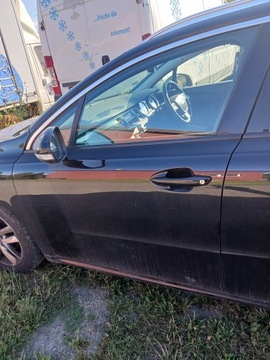 DVEŘE LEVÝ PŘEDNÍ PEUGEOT 508 KTVD 2011 ROK