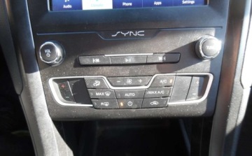 Ford Fusion 2020 Ford Fusion 2020r, 1.5 Benzyna. Uszkodzone prawy bok. Jezdzi. 1.5 Benzyna, zdjęcie 27