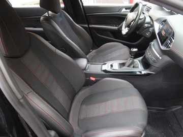 Peugeot 308 II SW Facelifting 1.5 BlueHDI 130KM 2020 Peugeot 308 1.5 BlueHDi, Skóra, Navi, Klima, zdjęcie 8