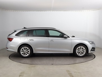 Skoda Octavia IV Scout 1.5 TSI ACT 150KM 2021 Skoda Octavia 1.5 TSI, Salon Polska, zdjęcie 5