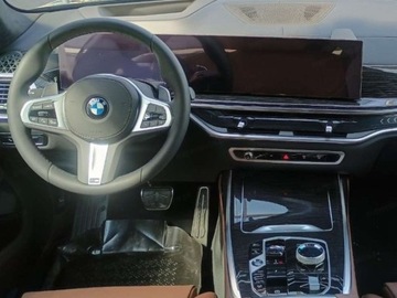 BMW X7 SUV Facelifting 3.0 40i 381KM 2026 BMW X7 xDrive40i Sport Suv 3.0 (381KM) 2026, zdjęcie 9