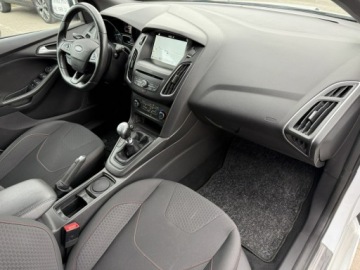Ford Focus III Kombi Facelifting 1.0 EcoBoost 140KM 2018 Ford Focus ST-Line*Navi* Tylko 85000km!, zdjęcie 10