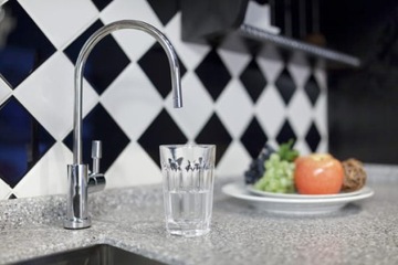 Аквафор Кристалл А Фильтр для питьевой воды под раковину + кран (смеситель)