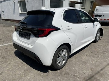 Toyota Yaris IV 2020 Toyota Yaris Hybrid 1.5 Active Salon PL 2021 FV 23