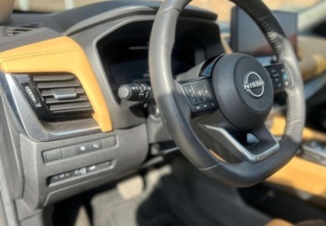 Nissan X-Trail IV 1.5 VC-T e-POWER 213KM 2023 Nissan X-Trail Zadbane 1.5 Hybryda 214KM, zdjęcie 11