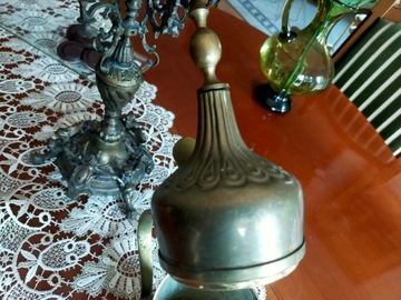 латунный кувшин